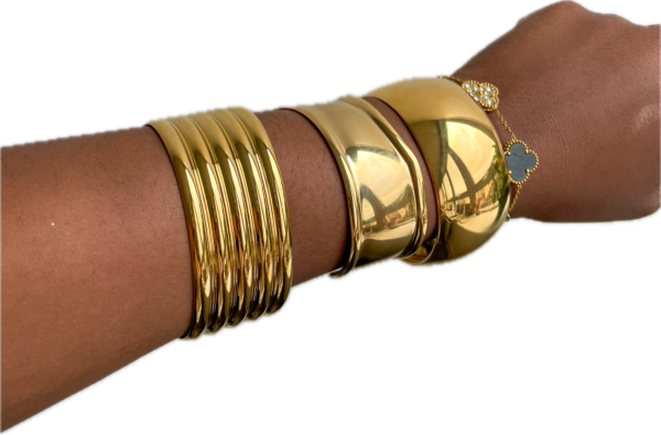 Farah Bangle Bracelet - Gold - Image 3